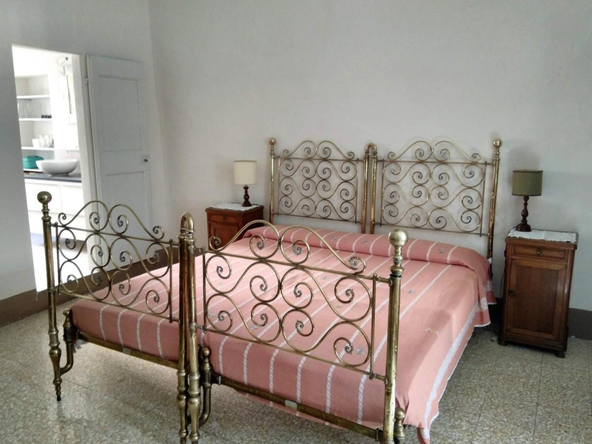 Residenza storica Volta della Morte Urbino Esterno foto