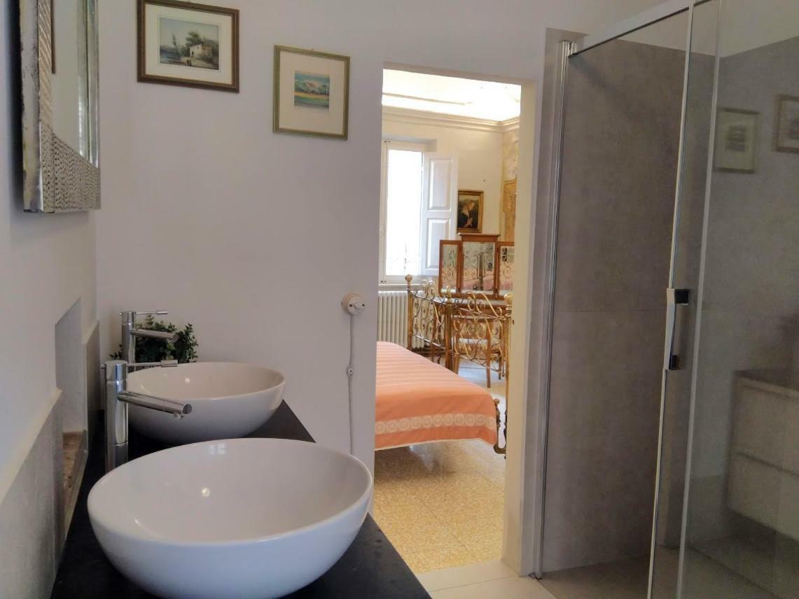 Residenza storica Volta della Morte Urbino Esterno foto